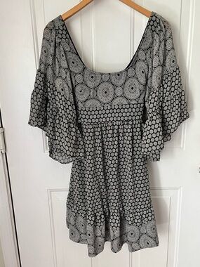 Betsy Johnson Mini Dress Paisley Print Bell Sleeves Size 8 Mandala Cottagecore